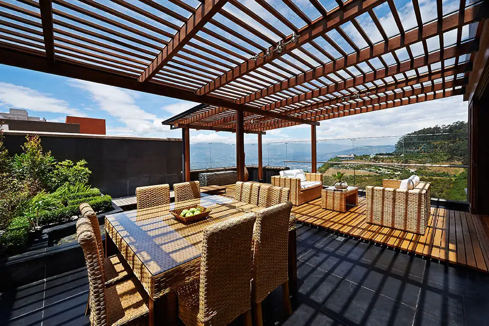 Modern timber deck and pergola outdoor living area designed by Deck and Pergola Builders Illawarra.
